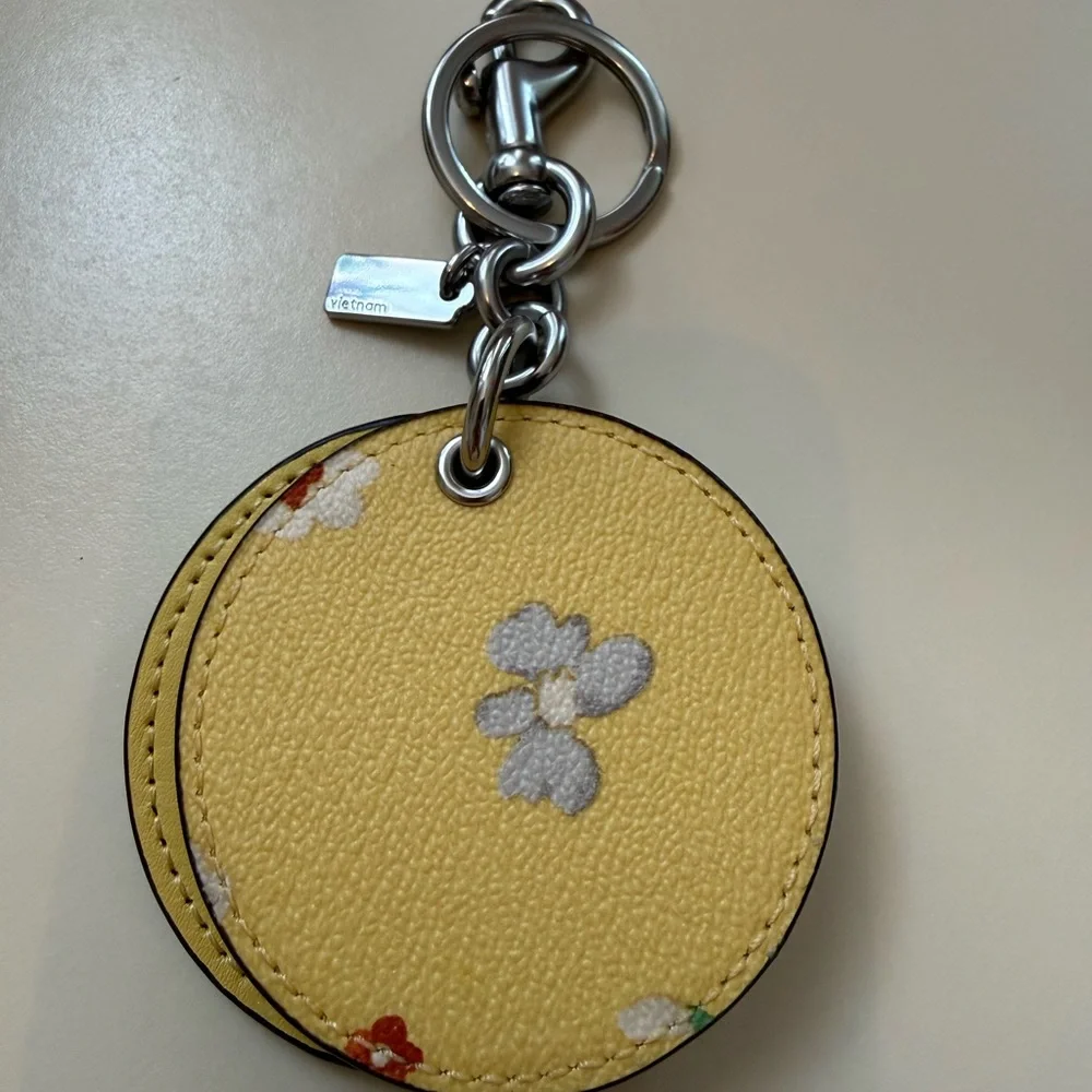COACH Yellow Floral Leather Mirror Keyring with Silver Hardware - Picture 4 of 6